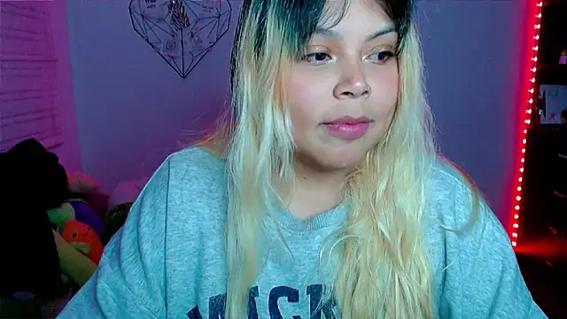 elliemoonx - EllieMoonX's free webcam