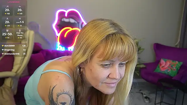 bellalapetit - BellaLaPetit's free webcam