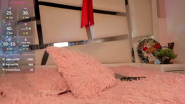 mis__lola - Mis__lola's free webcam