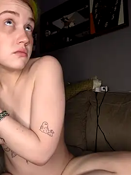 mattiethebaddieee - Mattiethebaddieee's free webcam