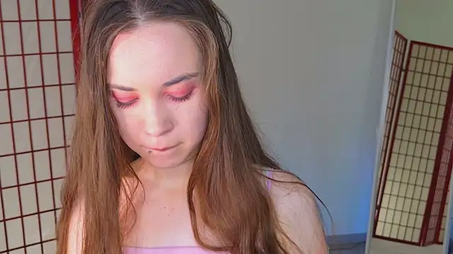 silentlily - SilentLily's free webcam