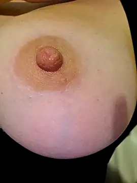 adivaaa - Adivaaa's free webcam