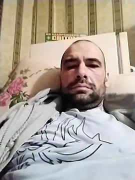 alferezzsolvajo - AlferezzSolvajo's free webcam