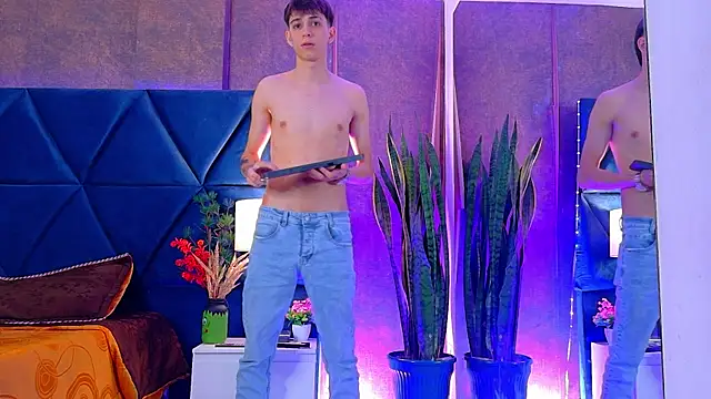 Lion_Foster01 webcam