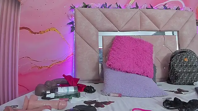 Taylor__cooper webcam