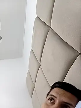 jov_and_thomas webcam