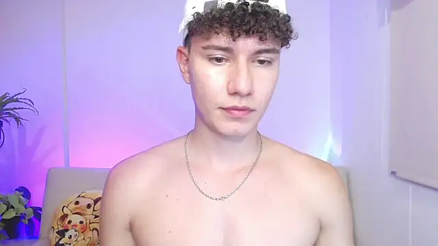 adrian_morelly webcam