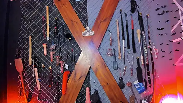 Warick_and_Aria_bdsm_ webcam