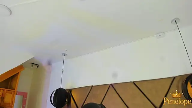 PenelopeGuzman__ webcam