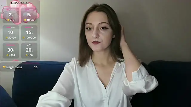 white_liillyy - White_liillyy's free webcam