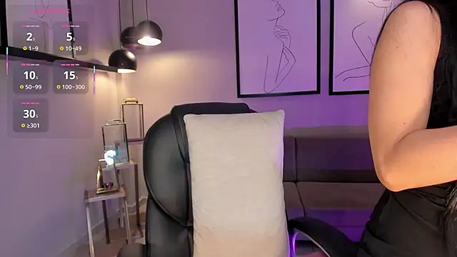 mialaurence - MiaLaurence's free webcam