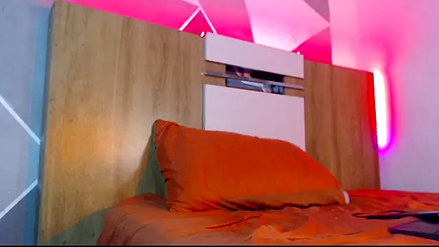 davidlondo - DavidLondo's free webcam - UK Sex Cams