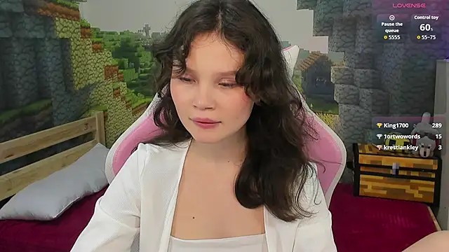 emilychaves - EmilyChaves's free webcam