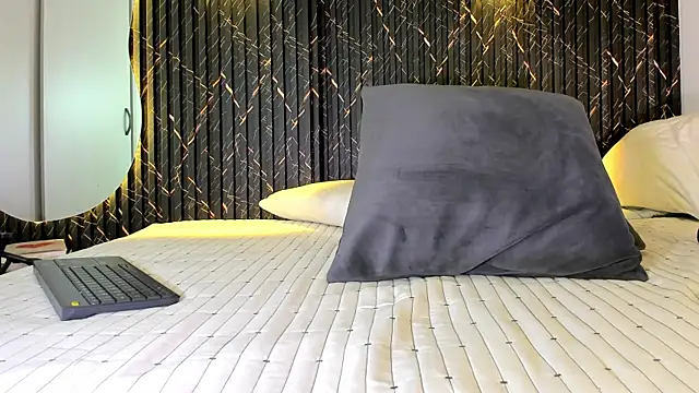 zoettaylor - ZOETTAYLOR's free webcam