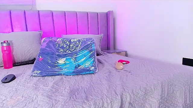 carol_juicyy - Carol_juicyy's free webcam