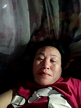 chich-bong - Chich-bong's free webcam