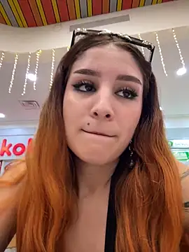mon_cherry (F teen) - Squirt in the mall 🔥