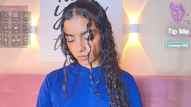 SunnyGilmoree webcam