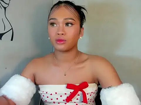 Exotic_alyssa69 webcam