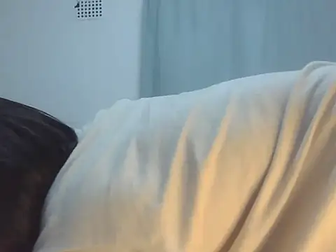 sexxybella27 - Sexxybella27's free webcam