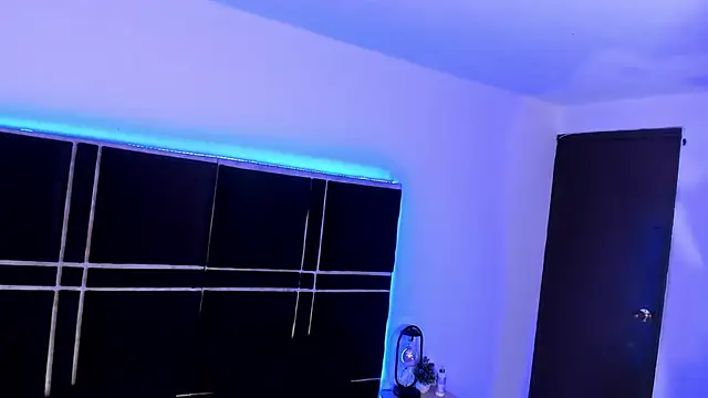 sasha_roldann webcam