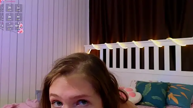 BeatrixCarIeton webcam