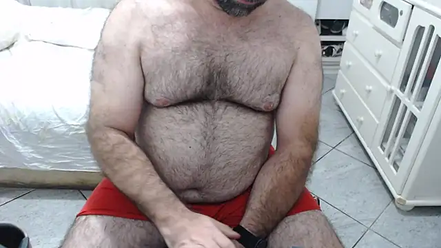 mysterbearmg (Ask my age) - CUM IN PUBLIC