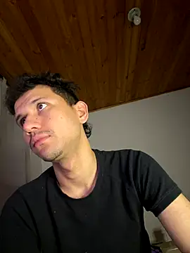 Michaell_Spinelly webcam