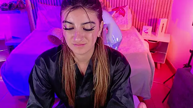 _aitana_001 - _aitana_001's free webcam