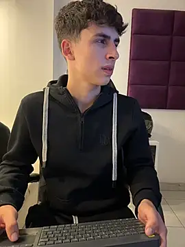 AdrianRinaldi webcam