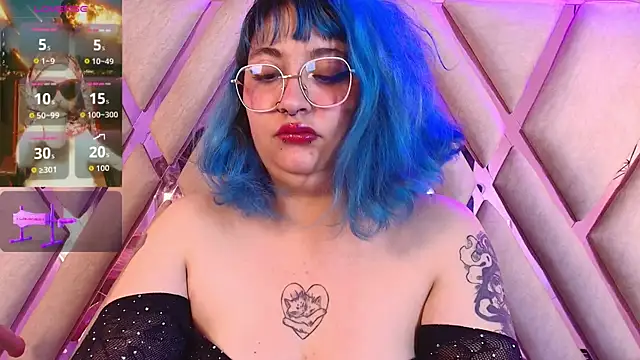 Lilith_curvy webcam