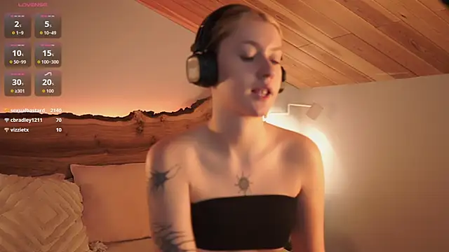  Nerissa_xo chat room