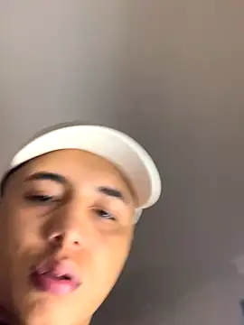 Alex-reddemon webcam