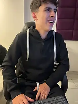 AdrianRinaldi webcam