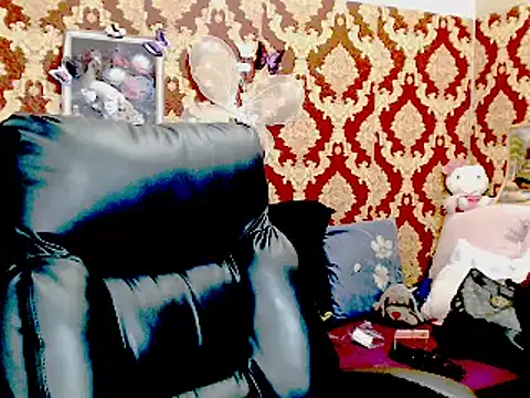 indiancatz2 - Indiancatz2's free webcam