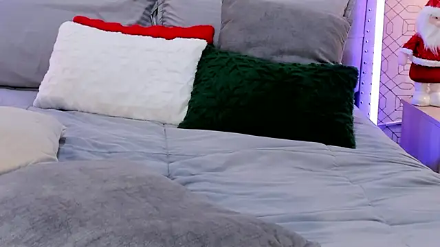 SuccubusDolly webcam