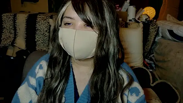 oxlilxmeloxo - OxLILxMELOxo's free webcam