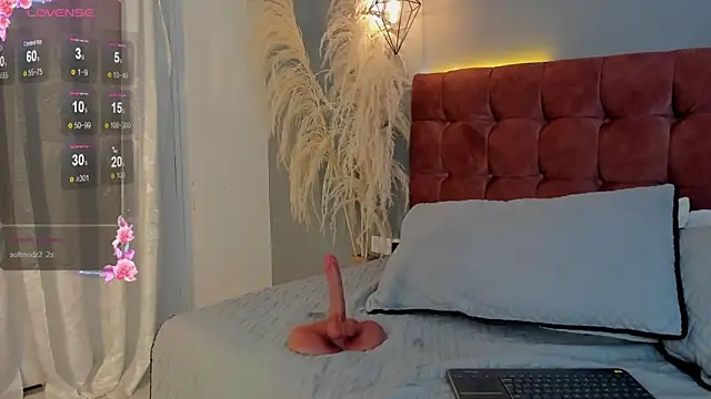 victoria_decapri webcam