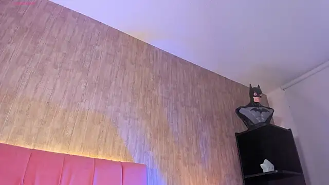 Kendra_kobein webcam