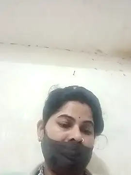 julee-740 - JULEE-740's free webcam - UK Sex Cams