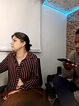 yin_yang_hot - Yin_yang_hot's free webcam