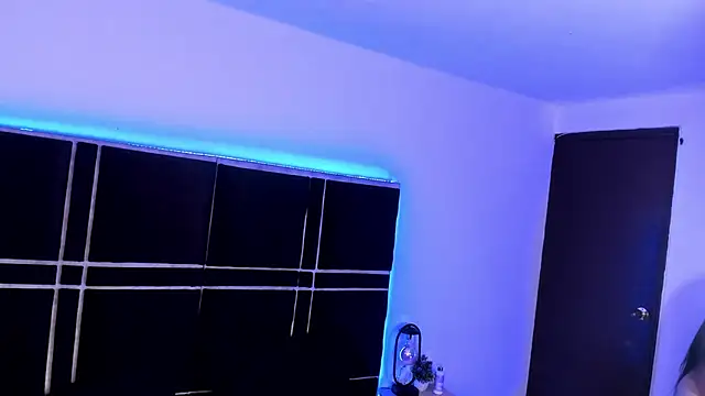 sasha_roldann webcam