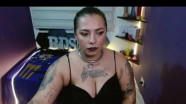 Alexa_Slavehot777 webcam