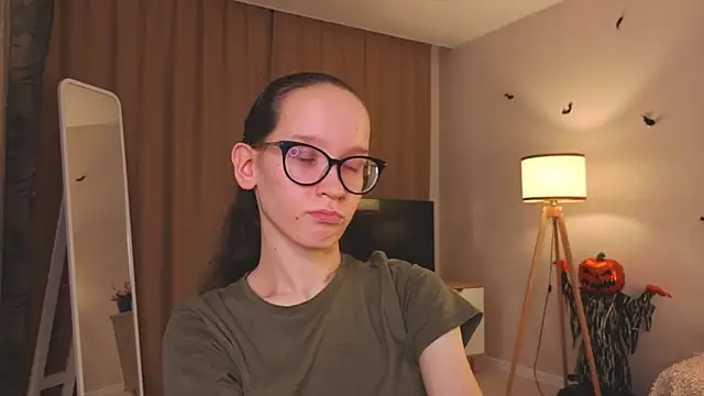 bettybrowni - BettyBrowni's free webcam