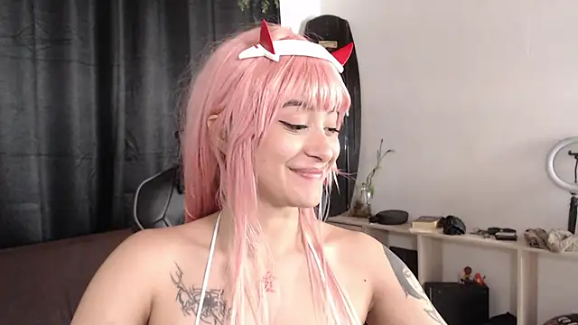 lizzy-c-e-e - Lizzy-c-e-e's free webcam