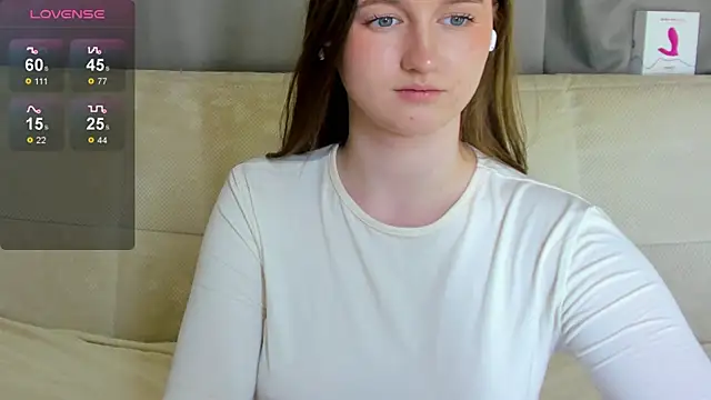 missfoxy_ti - MissFoxy_Ti's free webcam