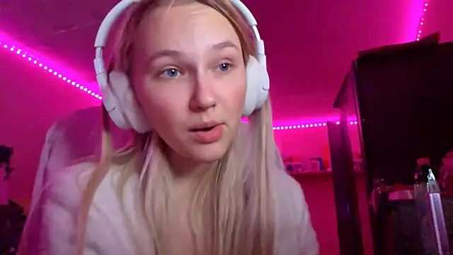 KarinRobertson webcam