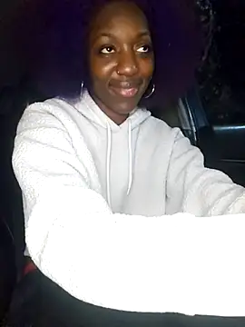 oliviaprettypussy (F young) - Fuck Dildo in Car