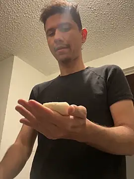 Michaell_Spinelly webcam