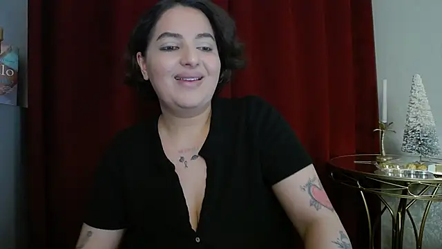 bustyallyy - BustyAllyy's free webcam